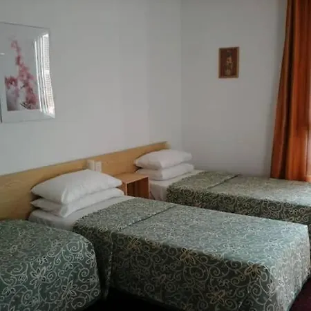 Calvaire Отель 2*