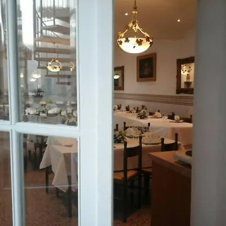 十字架酒店 酒店